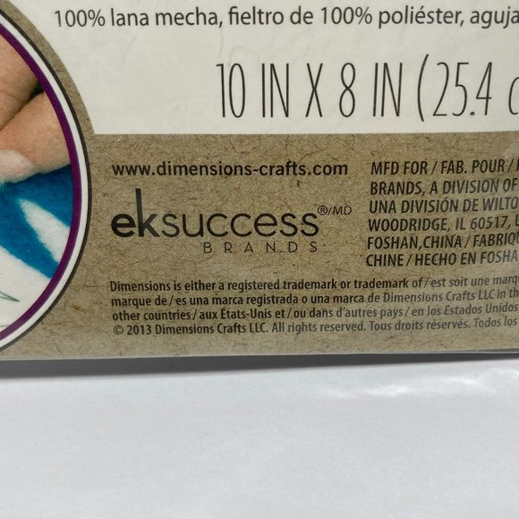 Dimensions Needle Felting Craft Felt Kit Koi Fish 10" x 8" Printed Design Piece - Picture 11 of 13